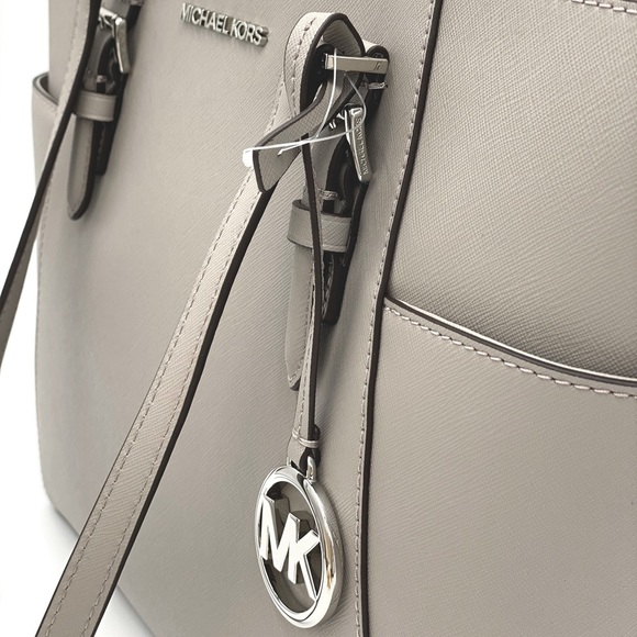 MICHAEL KORS CHARLOTTE LARGE TZ TOTE PEARL GREY - Picture 11 of 16